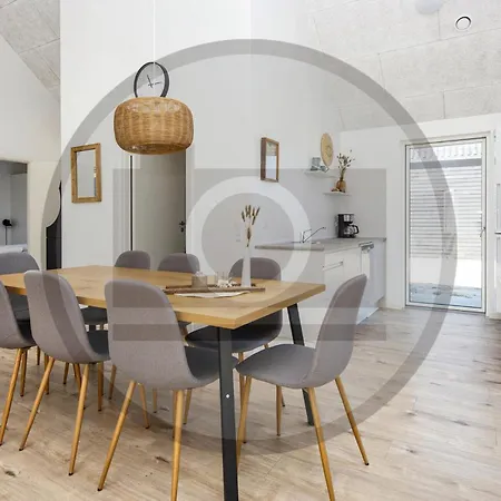 Tatil Evi 4 Bedroom Lovely In Glesborg